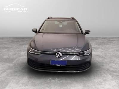 Volkswagen Golf 1.0 eTSI EVO Life DSG Grigio usata Lucca