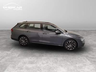 Volkswagen Golf 1.0 eTSI EVO Life DSG Grigio usata Lucca