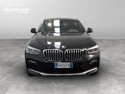 BMW X4 20 d SCR Business Advantage xDrive Steptronic Nero usata Lucca