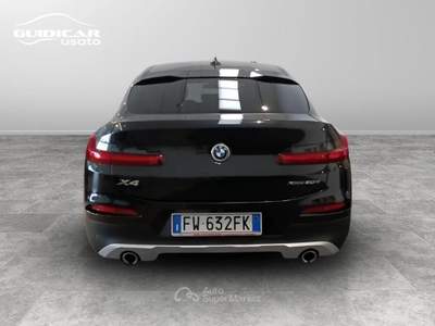 BMW X4 20 d SCR Business Advantage xDrive Steptronic Nero usata Lucca
