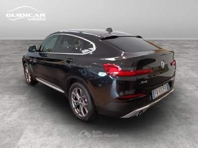 BMW X4 20 d SCR Business Advantage xDrive Steptronic Nero usata Lucca