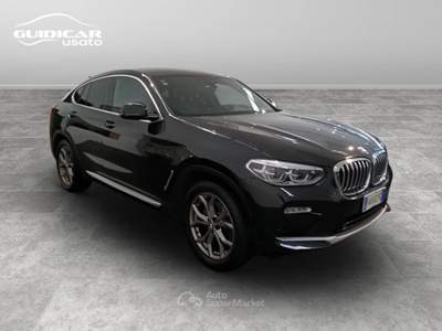 BMW X4 20 d SCR Business Advantage xDrive Steptronic Nero usata Lucca