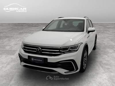 Volkswagen Tiguan 1.5 TSI ACT R-Line DSG Bianco usata Lucca