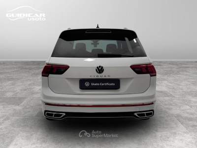 Volkswagen Tiguan 1.5 TSI ACT R-Line DSG Bianco usata Lucca