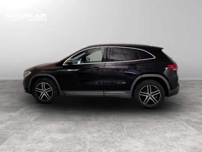 Mercedes-Benz GLA 200 D Sport Plus 8G-DCT Nero usata Lucca