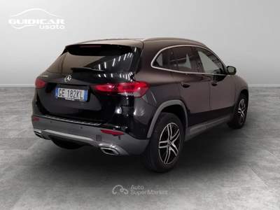 Mercedes-Benz GLA 200 D Sport Plus 8G-DCT Nero usata Lucca