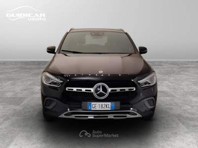 Mercedes-Benz GLA 200 D Sport Plus 8G-DCT Nero usata Lucca