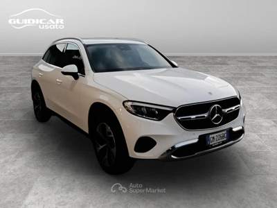 Mercedes-Benz GLC 220 d Mild hybrid Advanced 4Matic 9G-Tronic Bianco usata Lucca