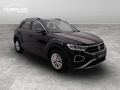 Volkswagen T-Roc 2.0 TDI SCR Life DSG Nero usata Lucca