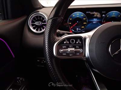 Mercedes-Benz Classe GLB 200 D Premium 8G-DCT Grigio usata Lucca
