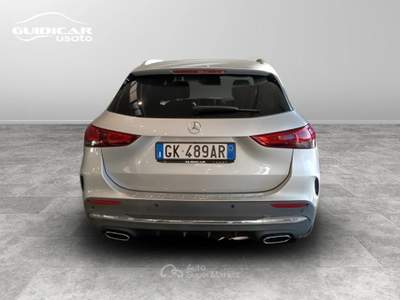 Mercedes-Benz GLA 180 D Premium 8G-DCT Argento usata Lucca