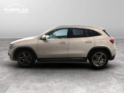 Mercedes-Benz GLA 180 D Premium 8G-DCT Argento usata Lucca