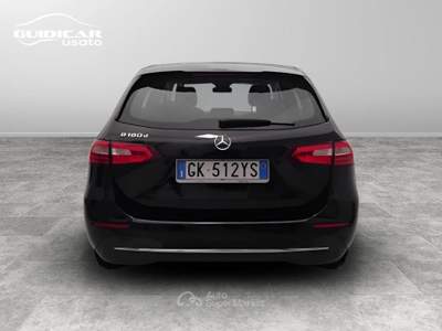 Mercedes-Benz Classe B 180 D Sport 8G-DCT Nero usata Lucca