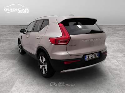 Volvo XC40 1.5 T5 Recharge Plug-in-Hybrid Core automatico Nero usata Lucca