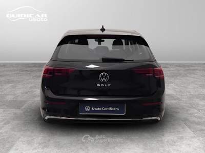 Volkswagen Golf 2.0 TDI SCR Style DSG Nero usata Lucca