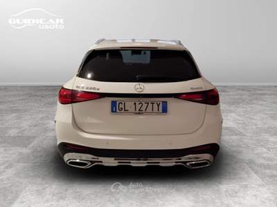Mercedes-Benz GLC 220 d Mild hybrid AMG Advanced 4Matic 9G-Tronic Bianco usata Lucca