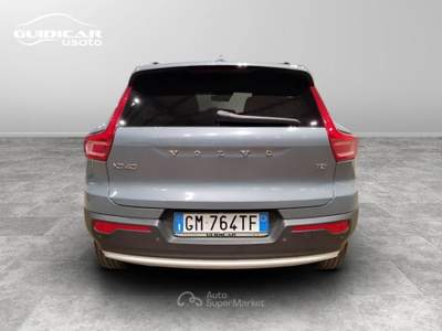 Volvo XC40 1.5 T2 Essential automatico Nero usata Lucca