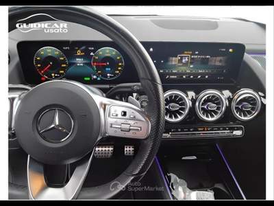 Mercedes-Benz GLA 250 EQ-POWER Premium Speedshift DCT AMG 8G Blu/Azzurro usata Lucca