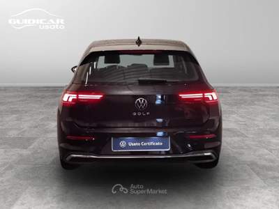 Volkswagen Golf 2.0 TDI SCR Style DSG Nero usata Lucca