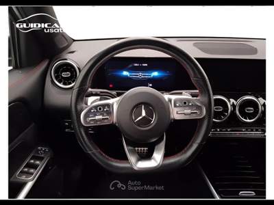Mercedes-Benz Classe GLB 200 D Premium Easy Tech 8G-DCT Grigio usata Lucca