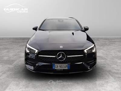 Mercedes-Benz CLA 180 D Premium 8G-DCT Nero usata Lucca