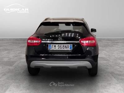 Mercedes-Benz GLA 180 D Sport Nero usata Lucca