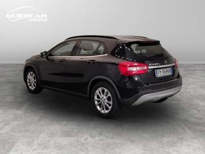 Mercedes-Benz GLA 180 D Sport Nero usata Lucca