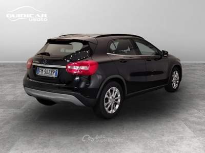 Mercedes-Benz GLA 180 D Sport Nero usata Lucca