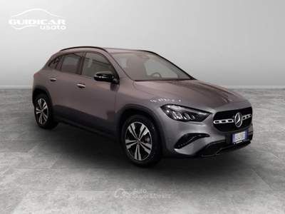 Mercedes-Benz GLA 200 D Progressive Advanced Plus 4Matic 8G-DCT Grigio usata Lucca