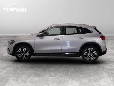 Mercedes-Benz GLA 180 D Progressive Advanced 8G-DCT Argento usata Lucca