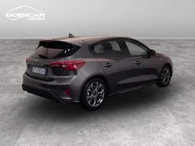 Ford Focus 1.0 EcoBoost Hybrid ST-Line Grigio usata Lucca