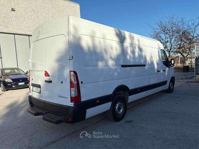 Renault Master 2.3 DCI-PASSO LUNGO-TETTO MEDIO-PEDANA CARICO-- Bianco usata Osimo