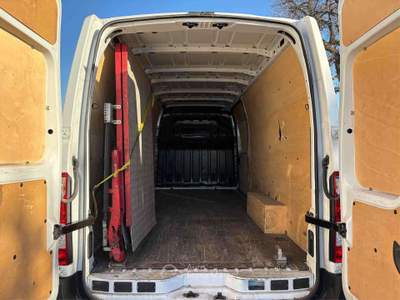 Renault Master 2.3 DCI-PASSO LUNGO-TETTO MEDIO-PEDANA CARICO-- Bianco usata Osimo