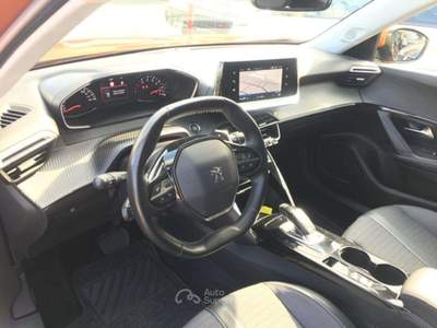 Peugeot 2008 BlueHDi 130 S&S EAT8 Allure Pack Arancione usata San Maurizio Canavese