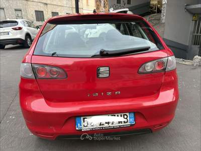 Seat Ibiza 5p 1.2 12v Stylance c/radio Rosso usata Milano