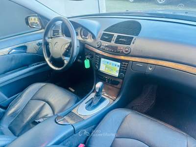 Mercedes-Benz Classe E E 270 CDI cat Avantgarde Nero usata Rosta