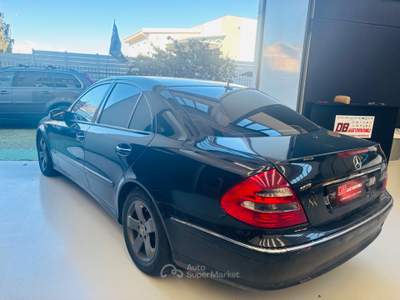 Mercedes-Benz Classe E E 270 CDI cat Avantgarde Nero usata Rosta