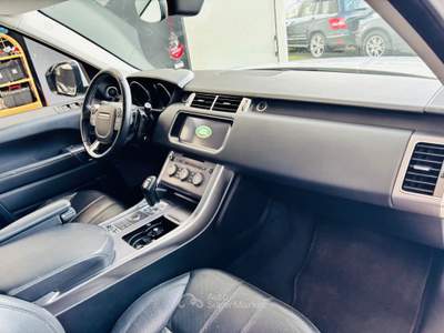 Land Rover Range Rover Sport Range Sport 3.0 TDV6 HSE Dynamic Bianco usata Rosta