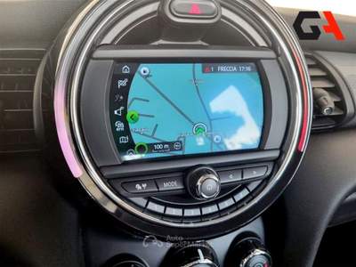 MINI Cooper Mini 1.5 Cooper Business 5 porte Bianco usata Ercolano
