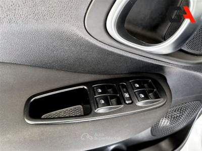 Fiat 500L 1.3 Multijet 95 CV Mirror Bianco usata Ercolano