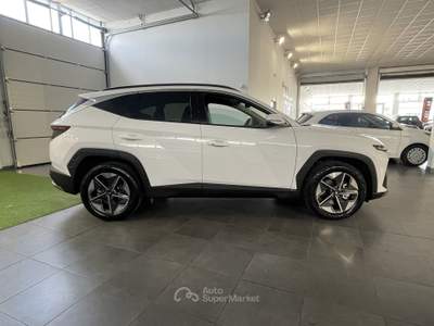 Hyundai Tucson 1.6 CRDI 48V DCT Business Bianco usata Occhiobello