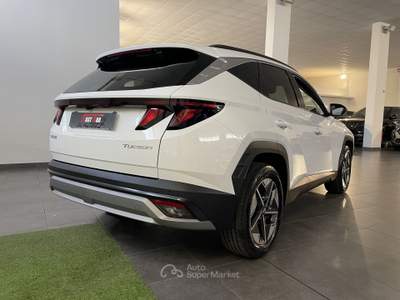 Hyundai Tucson 1.6 CRDI 48V DCT Business Bianco usata Occhiobello