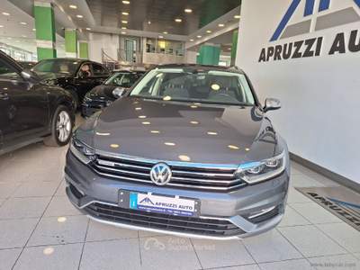 Volkswagen Passat Passat Bus. Alltr 2.0TDI190 4MOT DSG Ex. Grigio usata SAN MICHELE SALENTINO