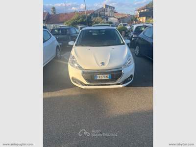 Peugeot 208 208 BlueHDi 75 5 porte Active Bianco usata Zafferana Etnea