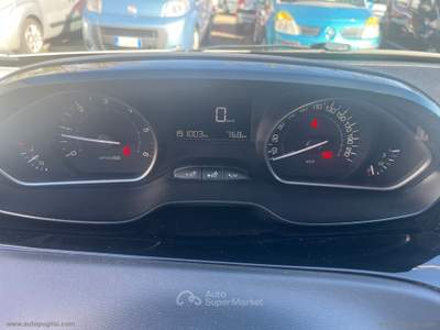Peugeot 208 208 BlueHDi 75 5 porte Active Bianco usata Zafferana Etnea