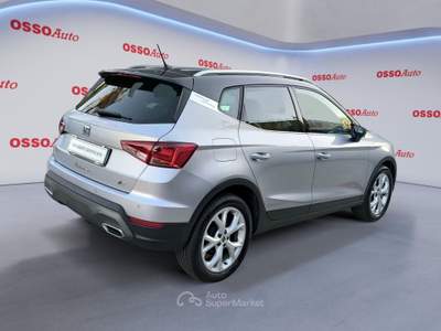 Seat Arona 1.0 BENZINA 95 HP FR NEOPATENTATI Grigio usata Udine