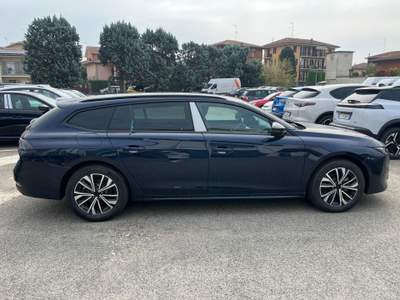 Peugeot 508 508 Plug-in Hybrid 225 e-EAT8 SW Allure Blu/Azzurro usata Milano