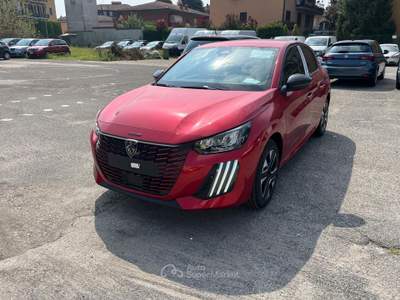 Peugeot 208 208 Hybrid 110 e-DCS6 Allure Rosso usata Milano