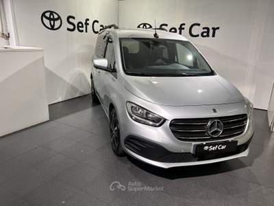 Mercedes-Benz Classe T T 180d Premium Argento usata Milano