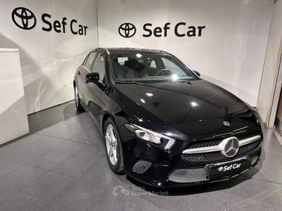 Mercedes-Benz Classe A A 180 d Automatic Business Extra Autom. Nero usata Milano
